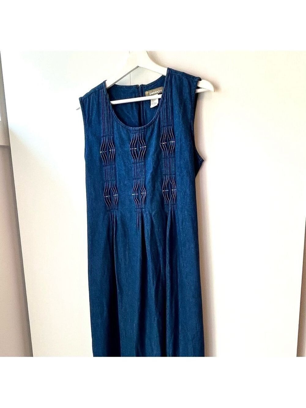 Vintage Denim Maxi Dress 100% Cotton Pintuck Embroidered Boho Cottagecore 14 - Picture 4 of 13